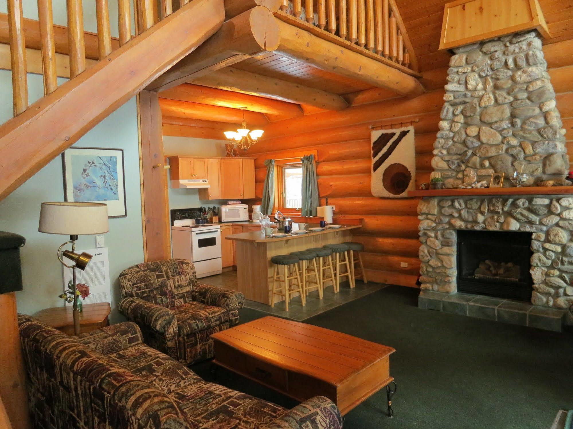 Chancellor Peak Chalets Parson Exterior photo