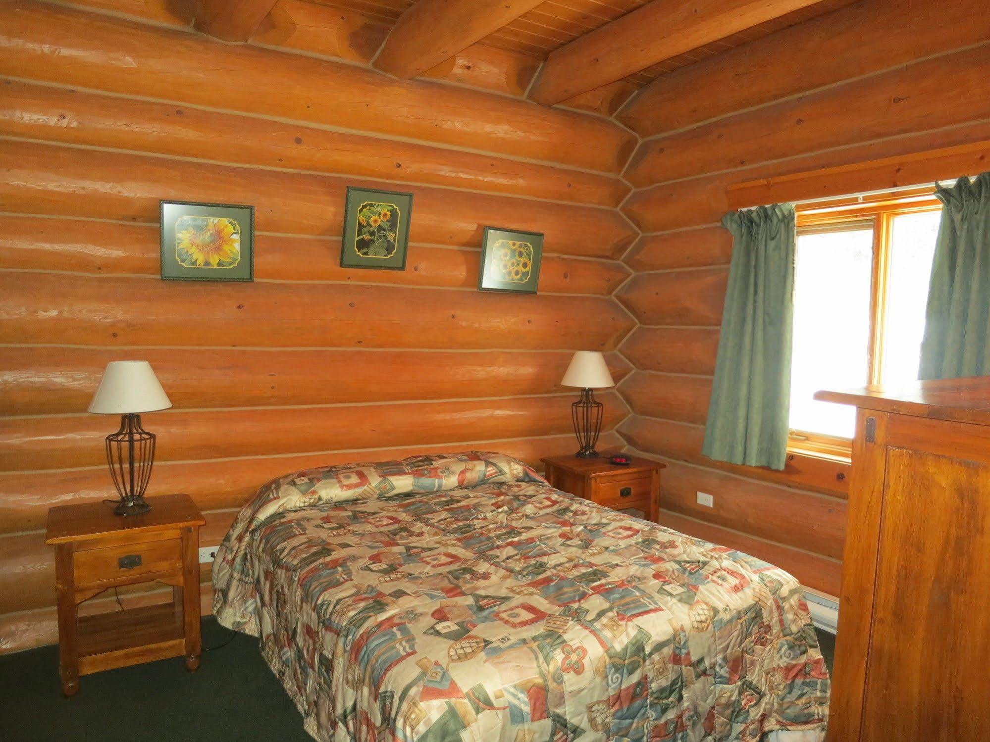 Chancellor Peak Chalets Parson Exterior photo